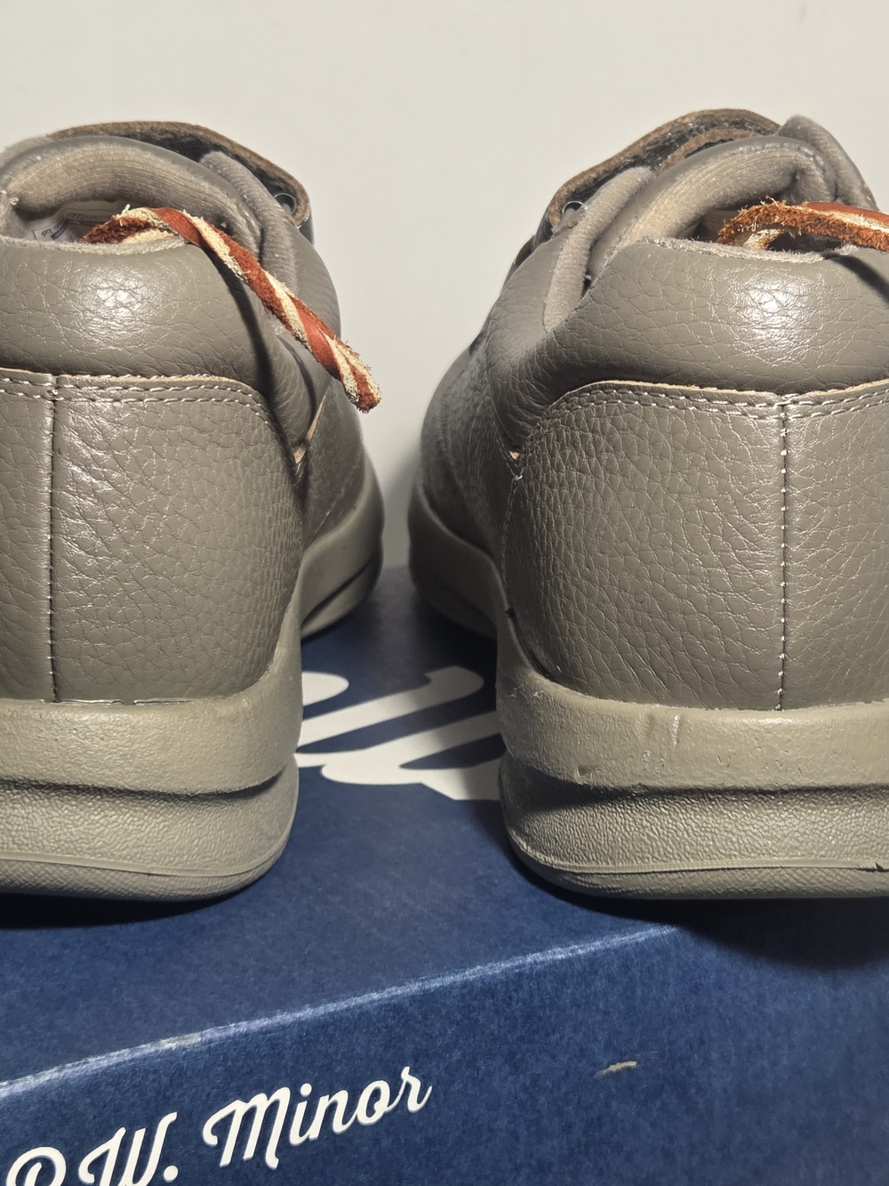 P.W. Minor Men's Leisure Strap DX2 II Taupe Leather Walking Shoes 9.5M w/box - Picture 7 of 10